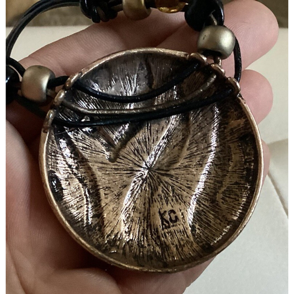 Kenneth Cole KC Jewelry Necklace Disc Pendant & Earrings Black Tiger Animal Prnt - Picture 9 of 12